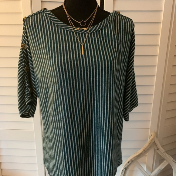 ❌SOLD❌ Kim & Cami Teal & White Stripe Womens Top 1X NWOT - Picture 3 of 15